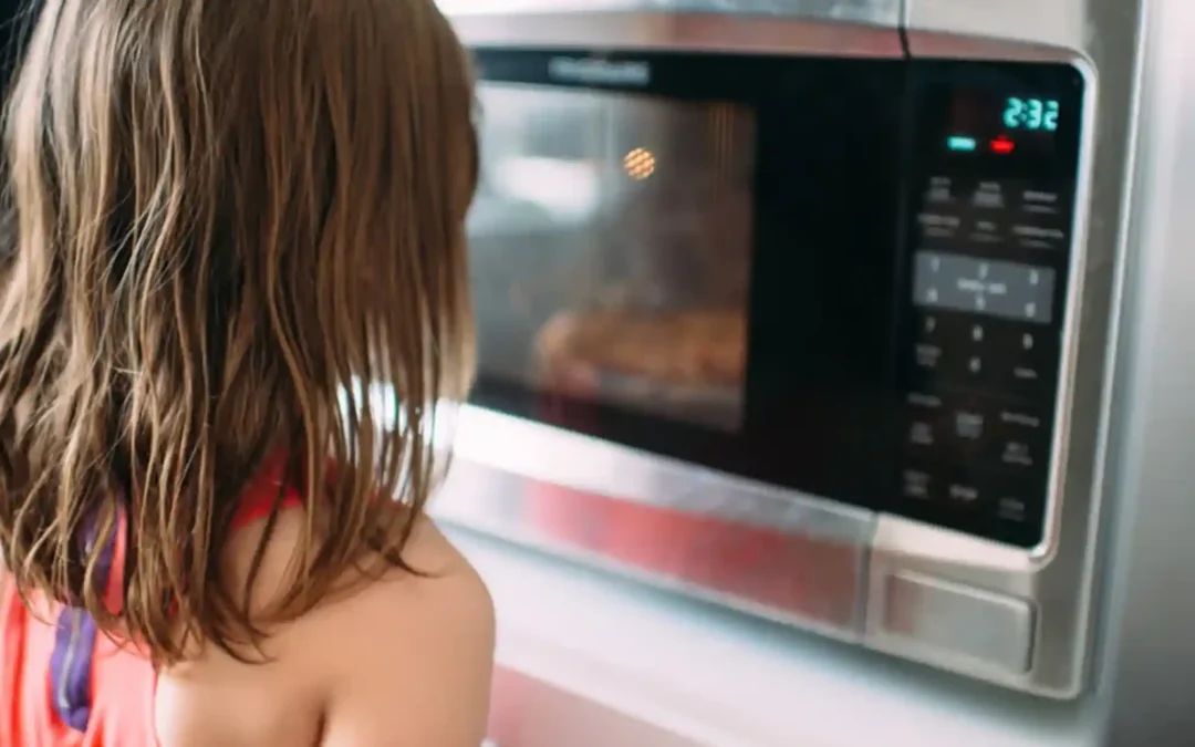 Jenis Plastik Kemasan yang Aman untuk Microwave